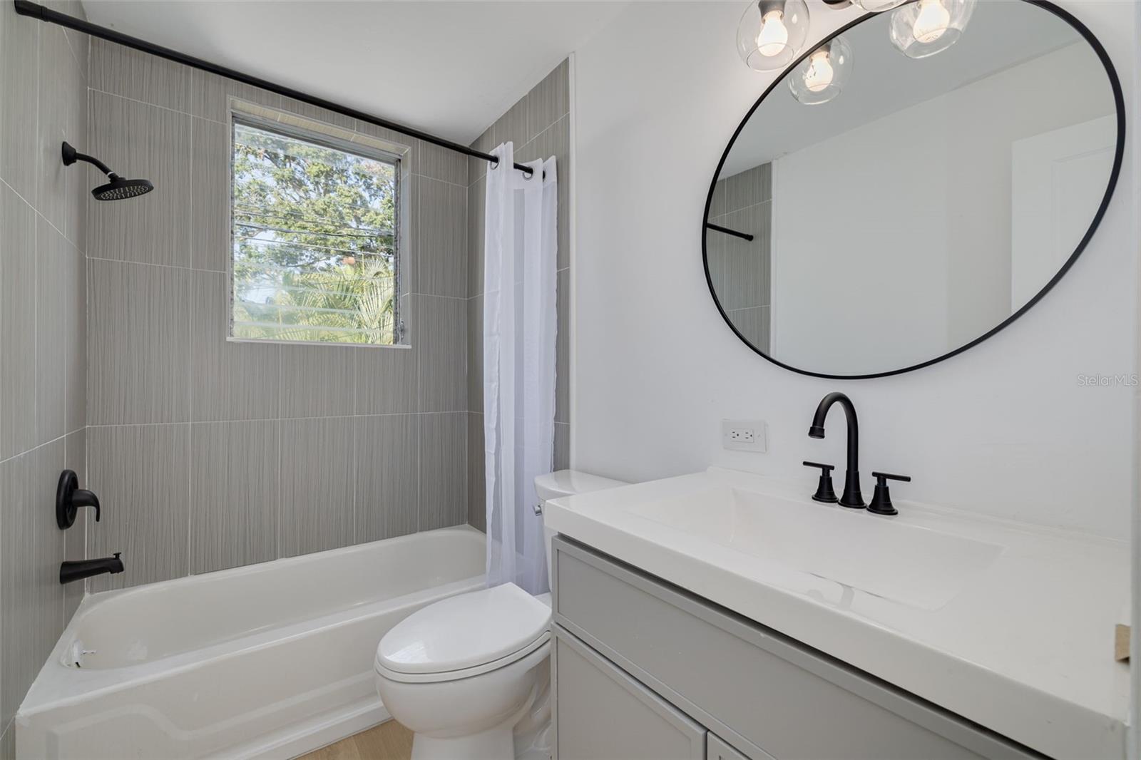 HILCREST - Residential Income