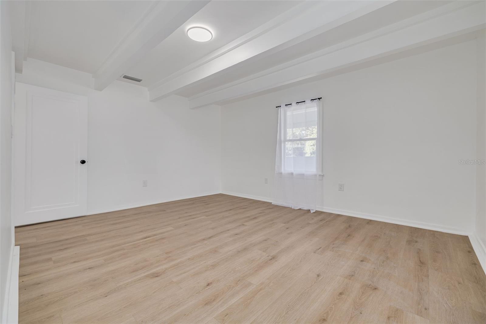 HILCREST - Residential Income