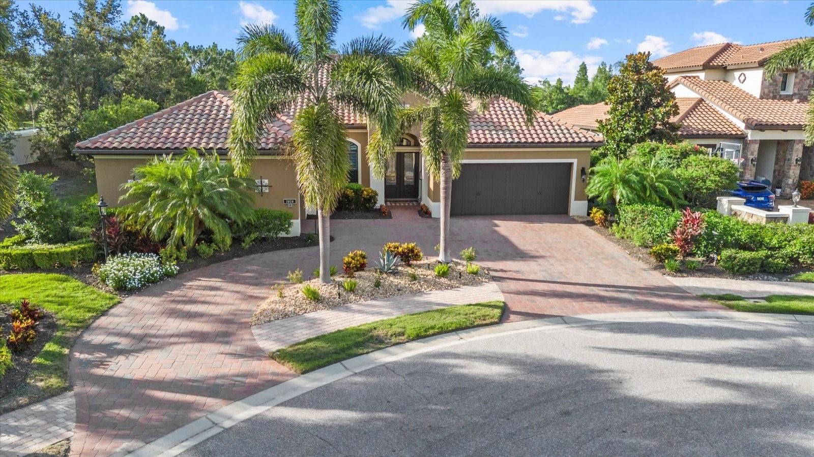 COUNTRY CLUB EAST AT LAKEWD RNCH RR - Residential