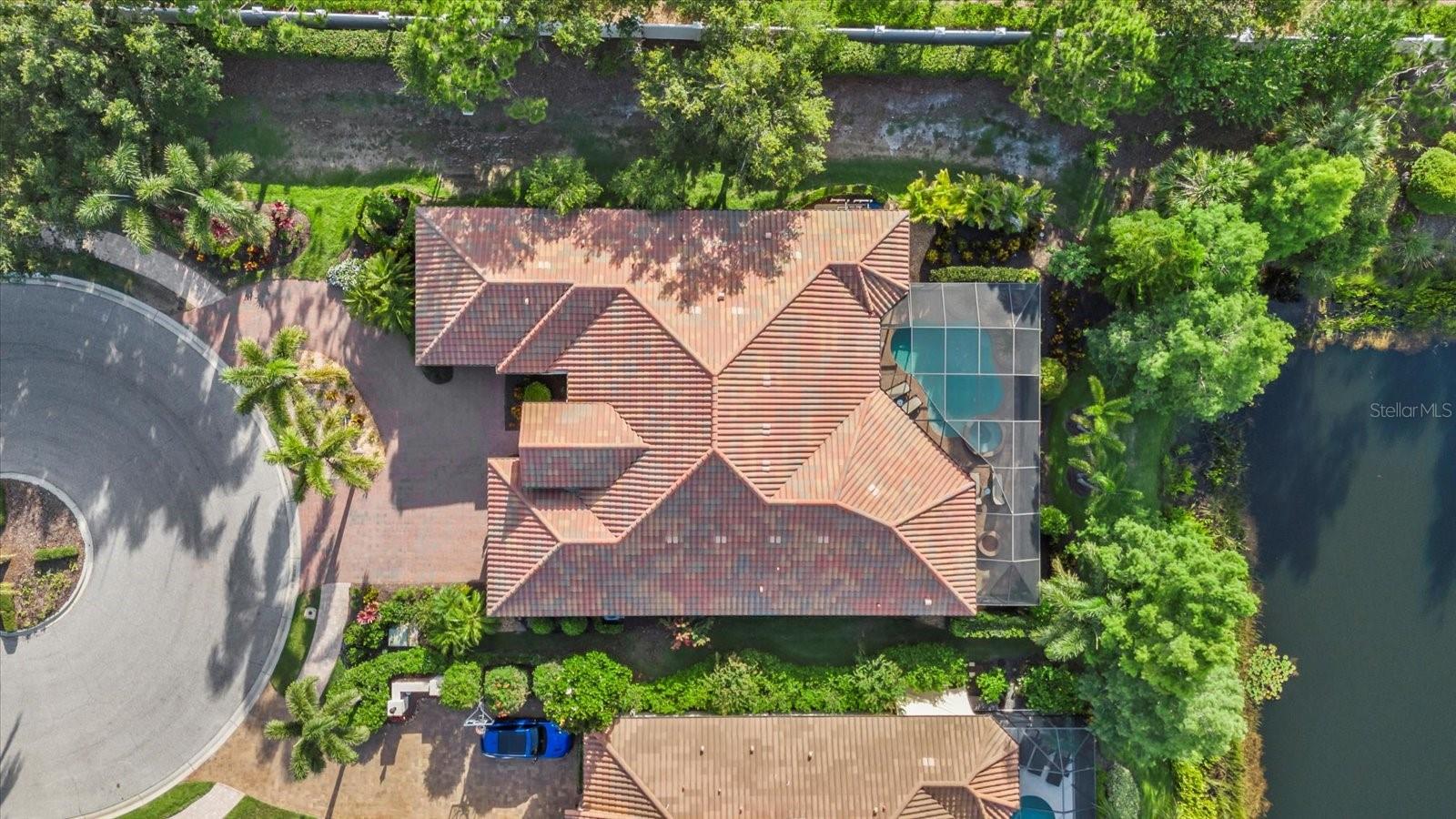 COUNTRY CLUB EAST AT LAKEWD RNCH RR - Residential