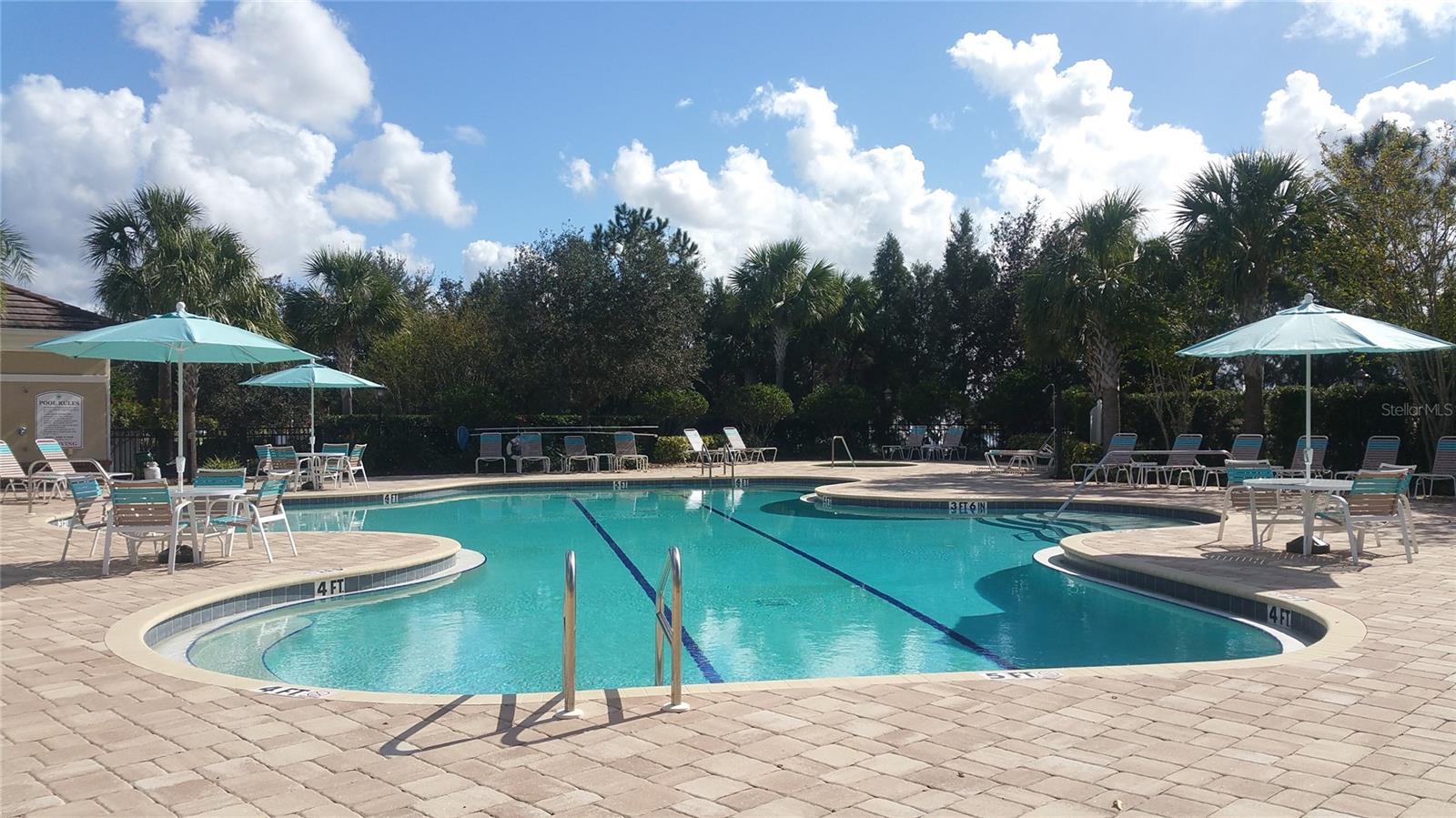 COUNTRY CLUB EAST AT LAKEWD RNCH RR - Residential