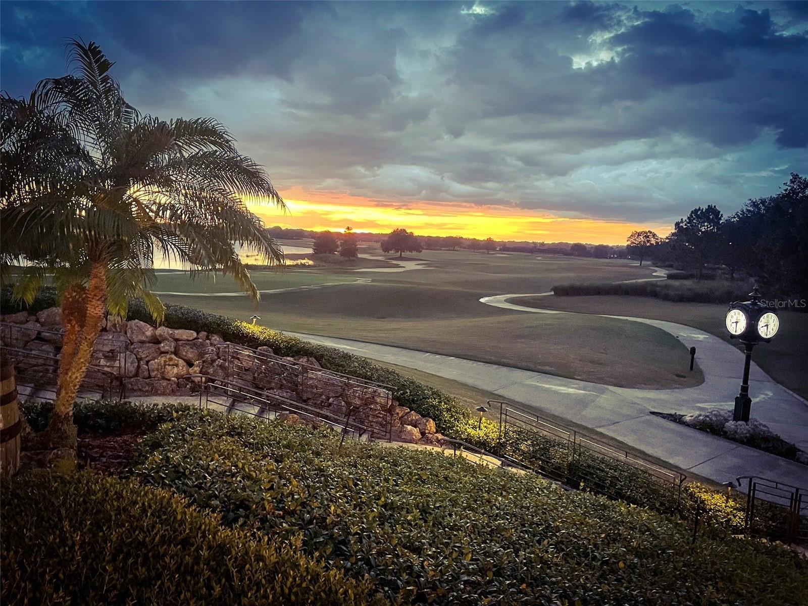 COUNTRY CLUB EAST AT LAKEWD RNCH RR - Residential