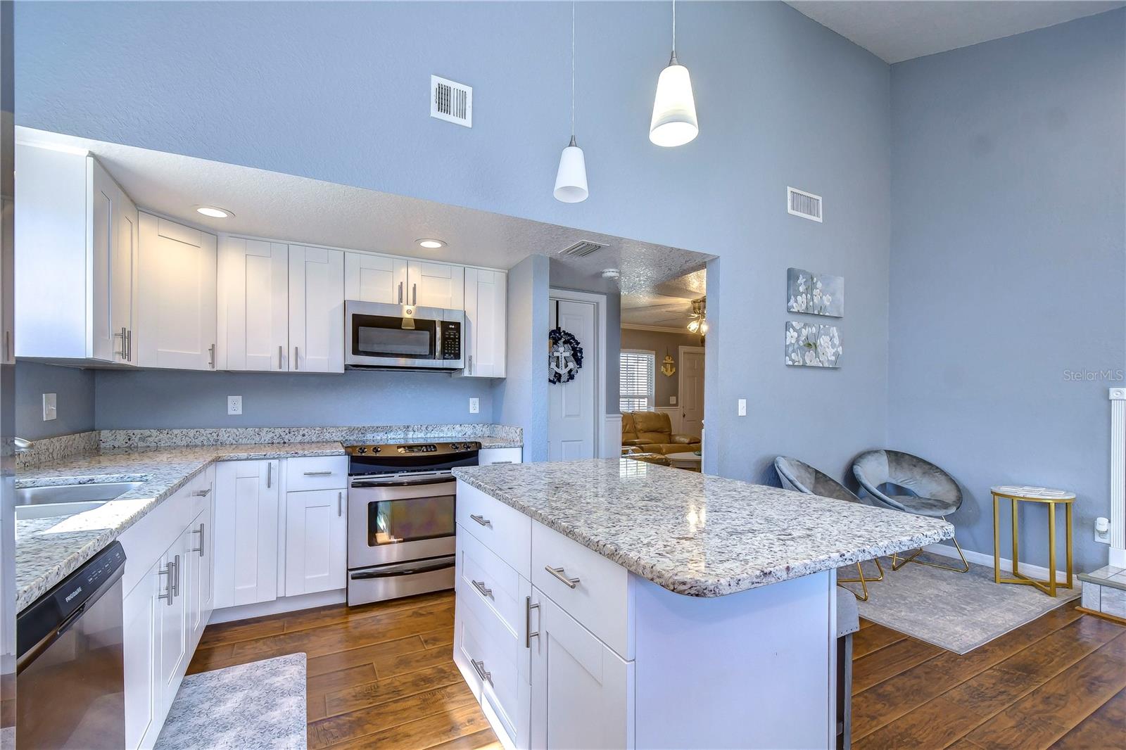 SOUTHWOOD HILLS UNIT 14 - Residential