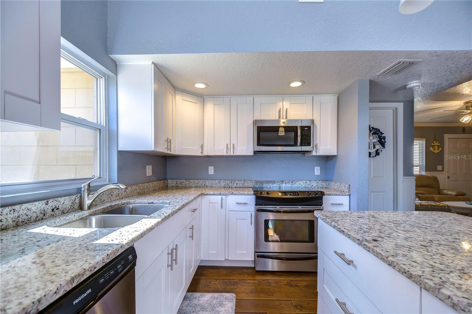 SOUTHWOOD HILLS UNIT 14 - Residential