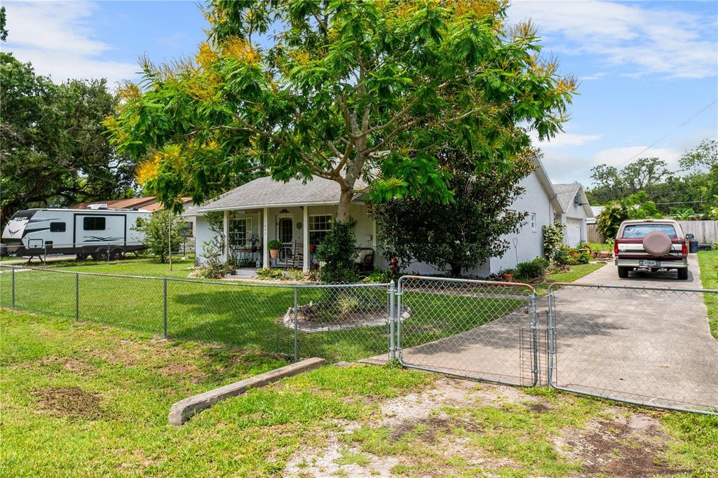Photo of 1640 Marks Street, Kissimmee, FL 34746 (MLS # S5152181)