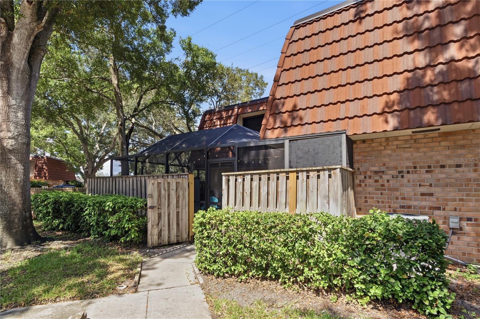 2726 14TH COURT