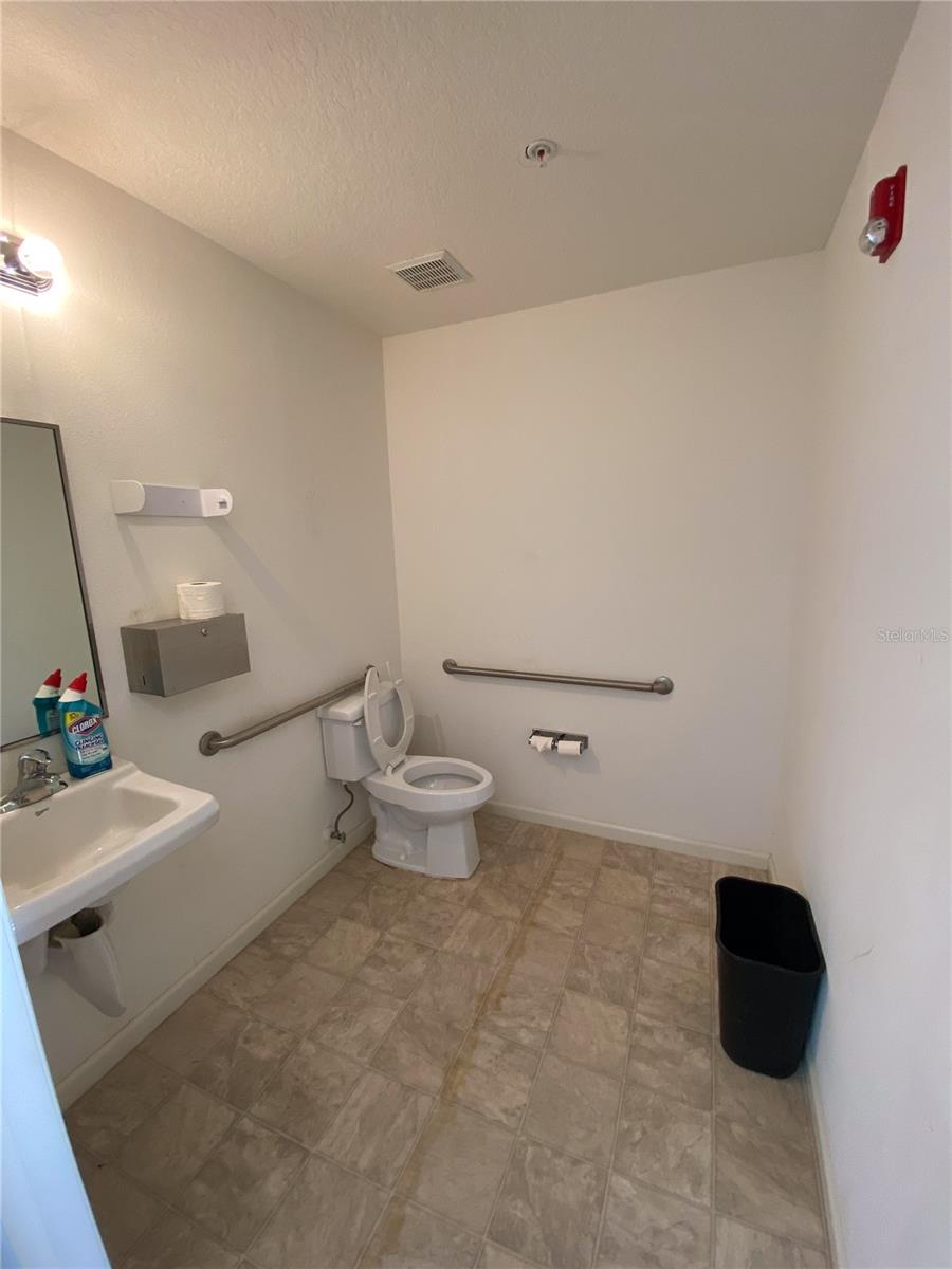 VENICE BUS SUITES 1 - Commercial Sale