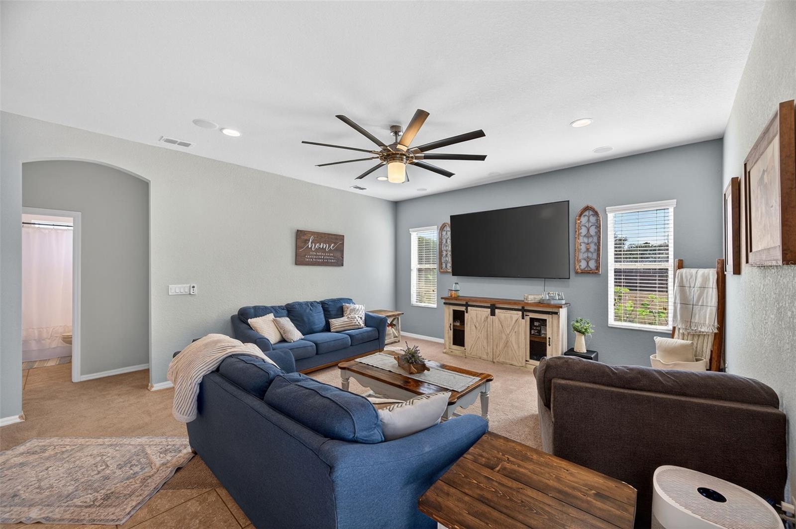 SOUTHERN MEADOWS - Residential