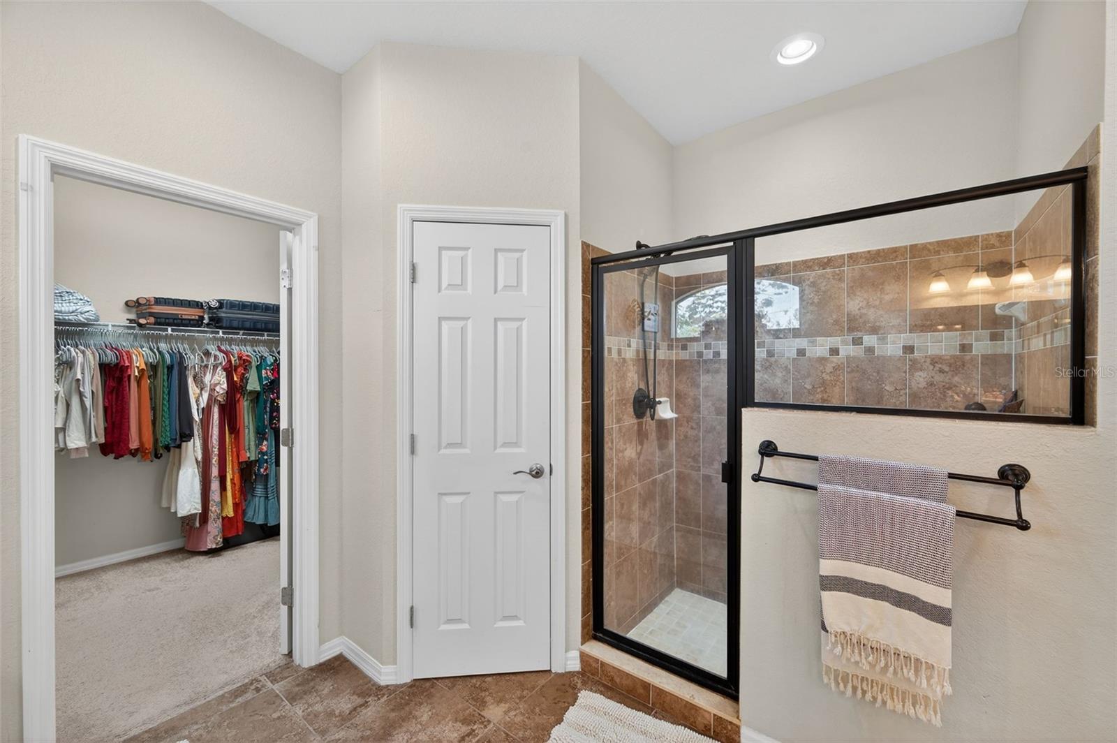 SOUTHERN MEADOWS - Residential