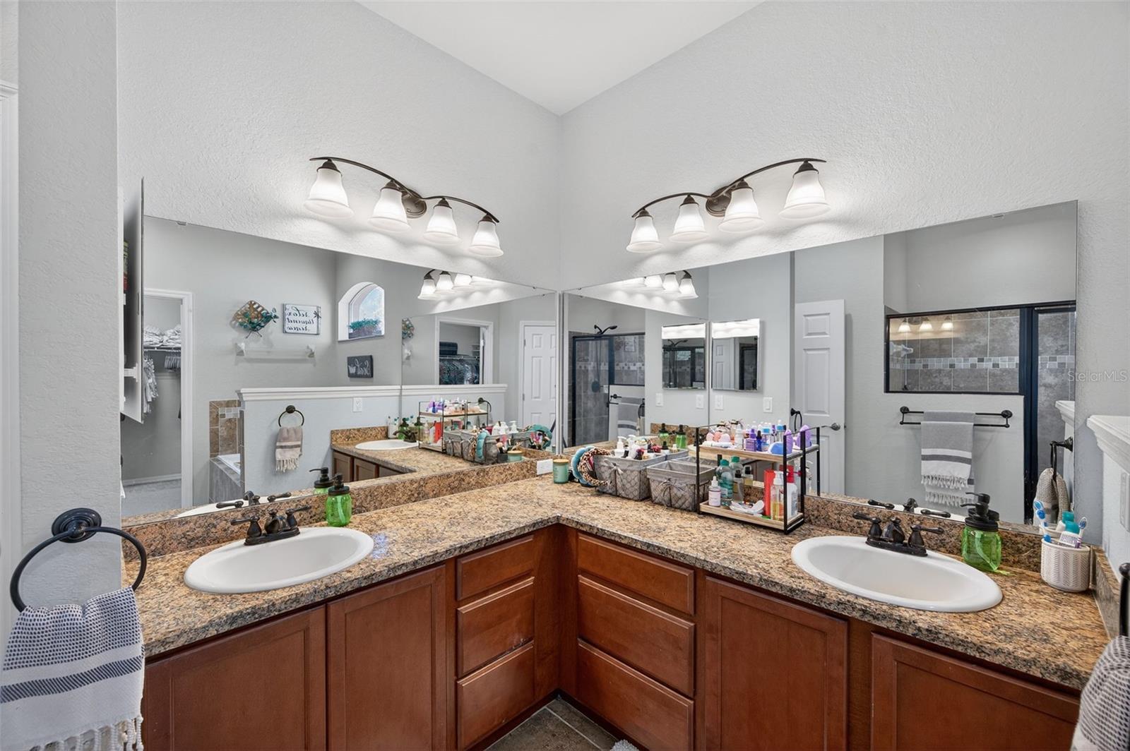 SOUTHERN MEADOWS - Residential