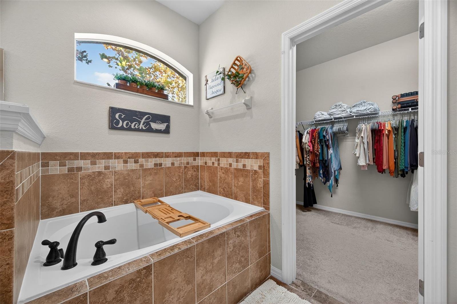 SOUTHERN MEADOWS - Residential