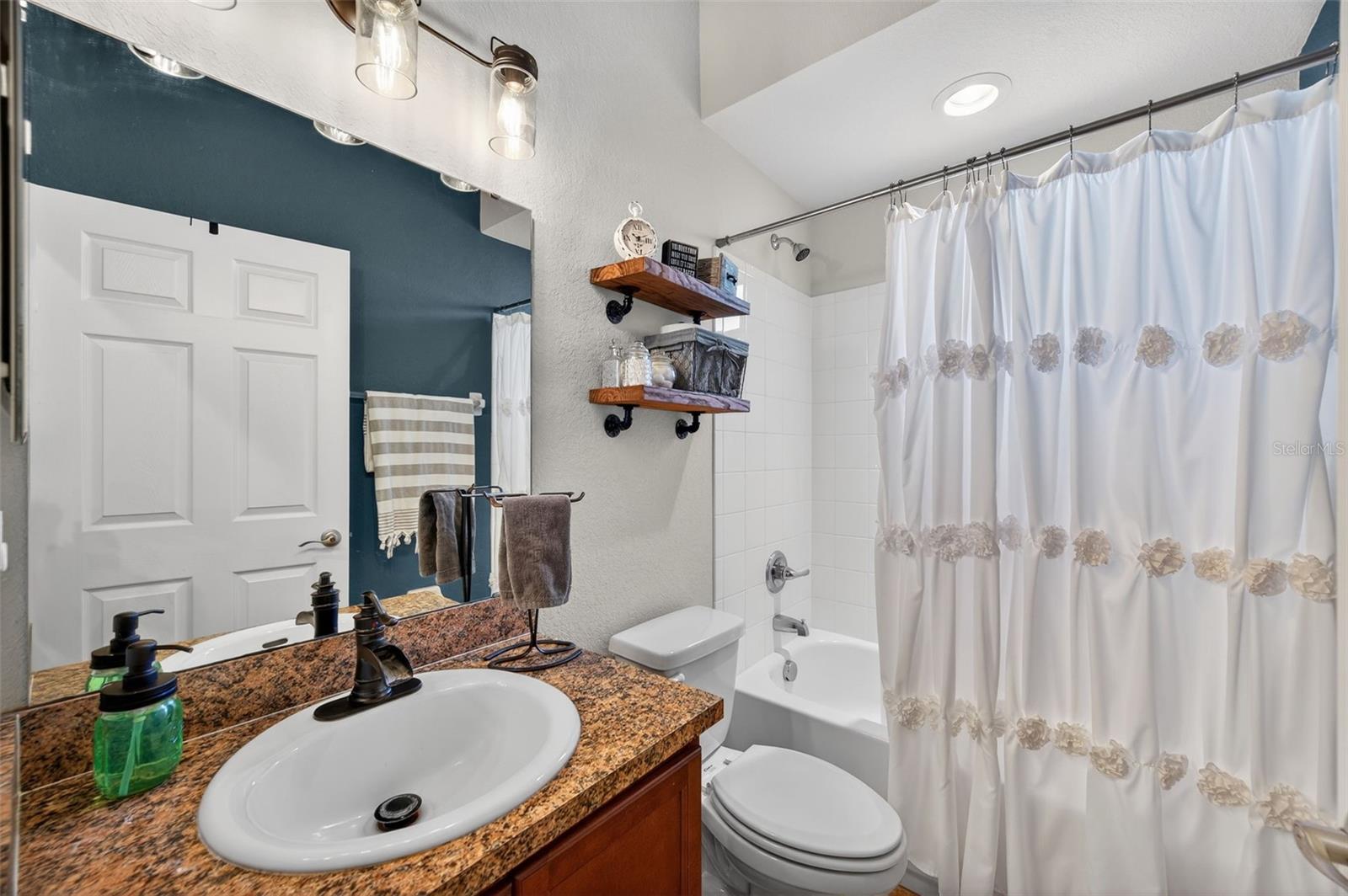 SOUTHERN MEADOWS - Residential