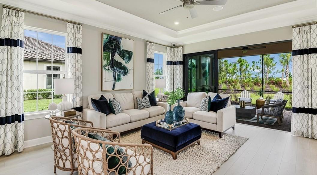 AZARIO ESPLANADE - Residential