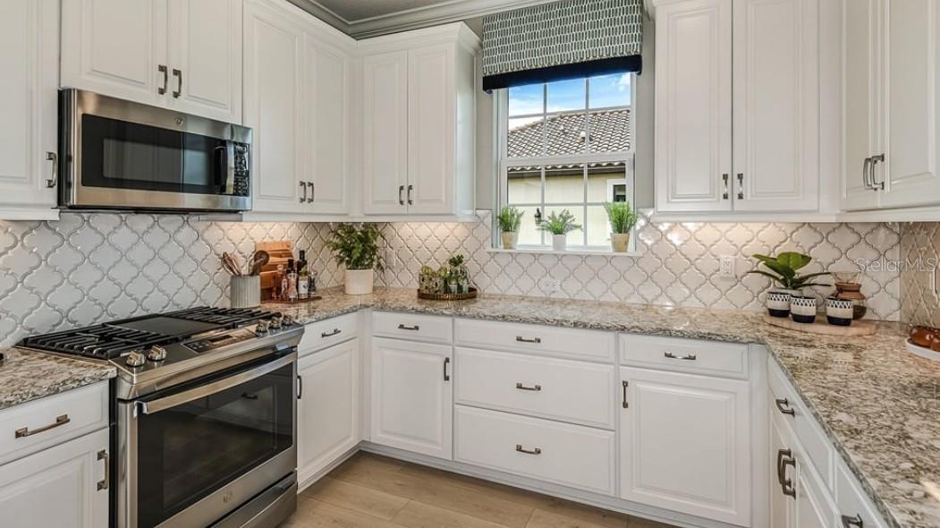 AZARIO ESPLANADE - Residential