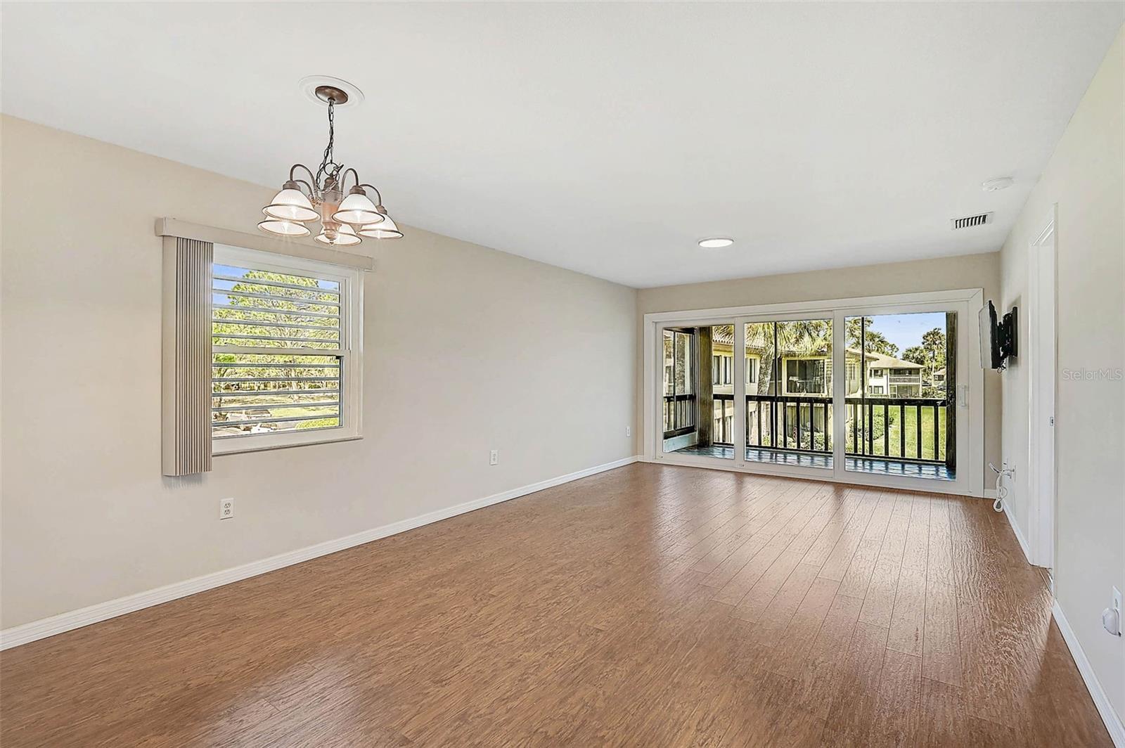 5201 LAKE VILLAGE DRIVE 14