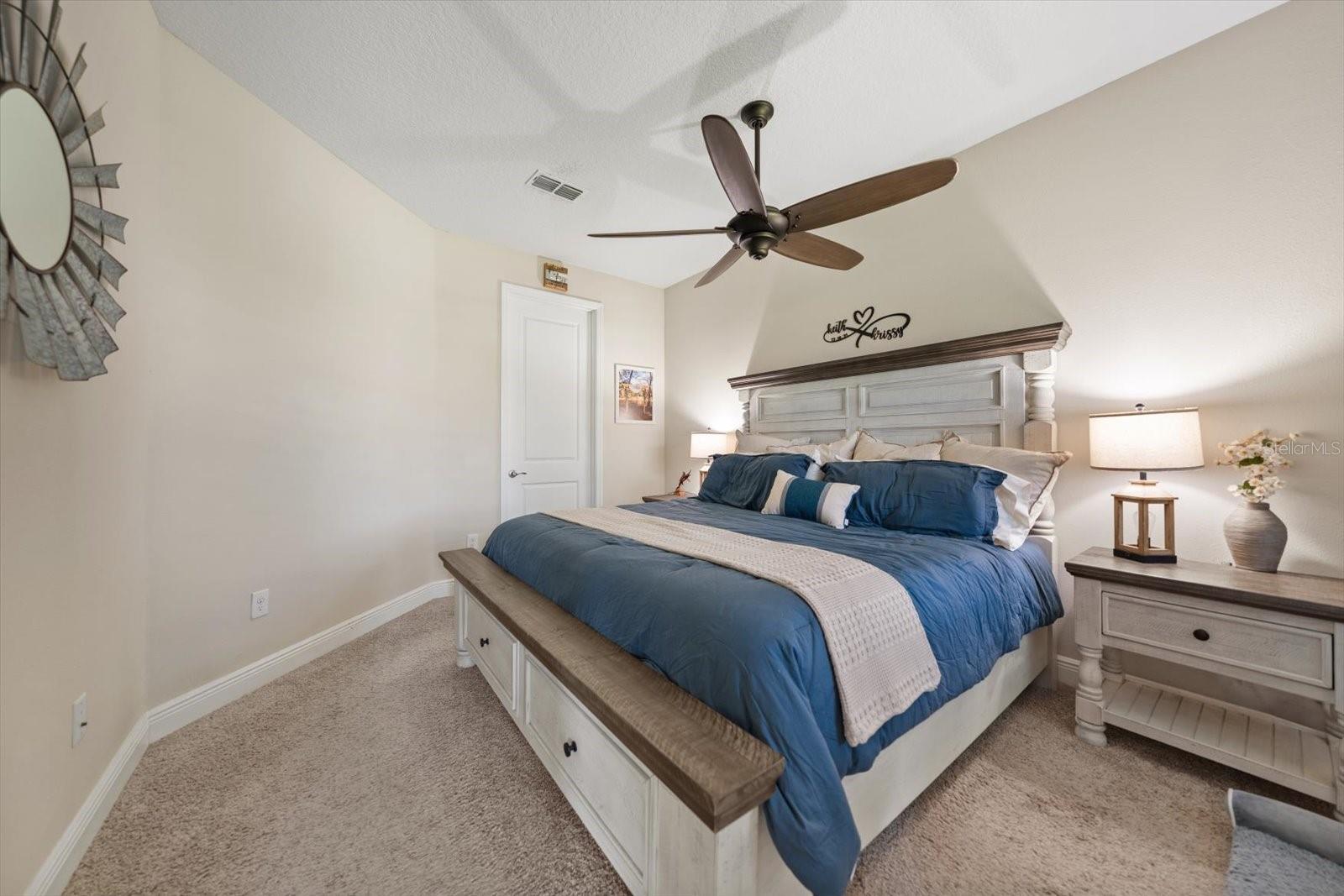 HERITAGE OAKS TWNHMS - Residential
