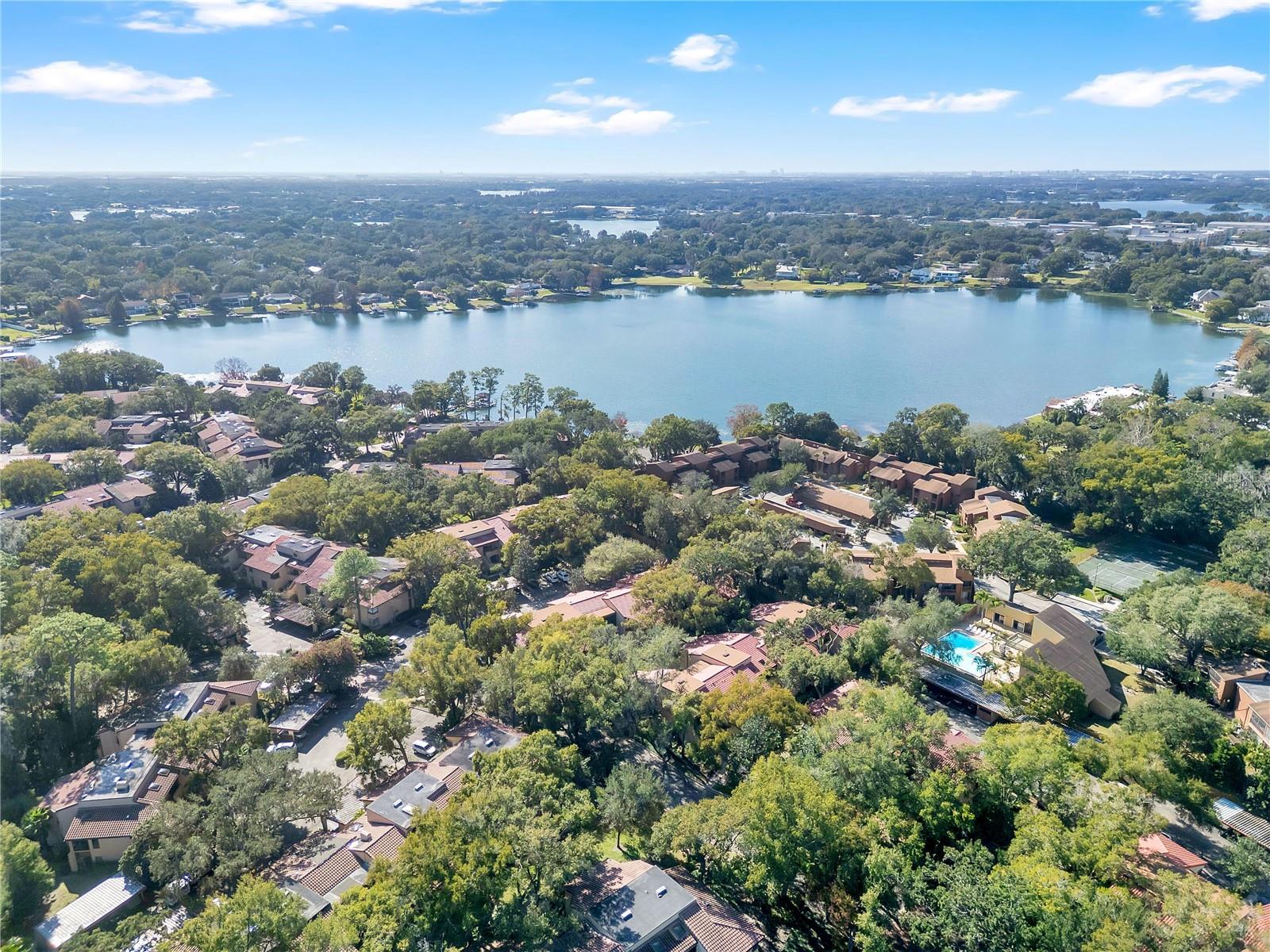 LAKE PINELOCH VILLAGE CONDO 03 - Residential