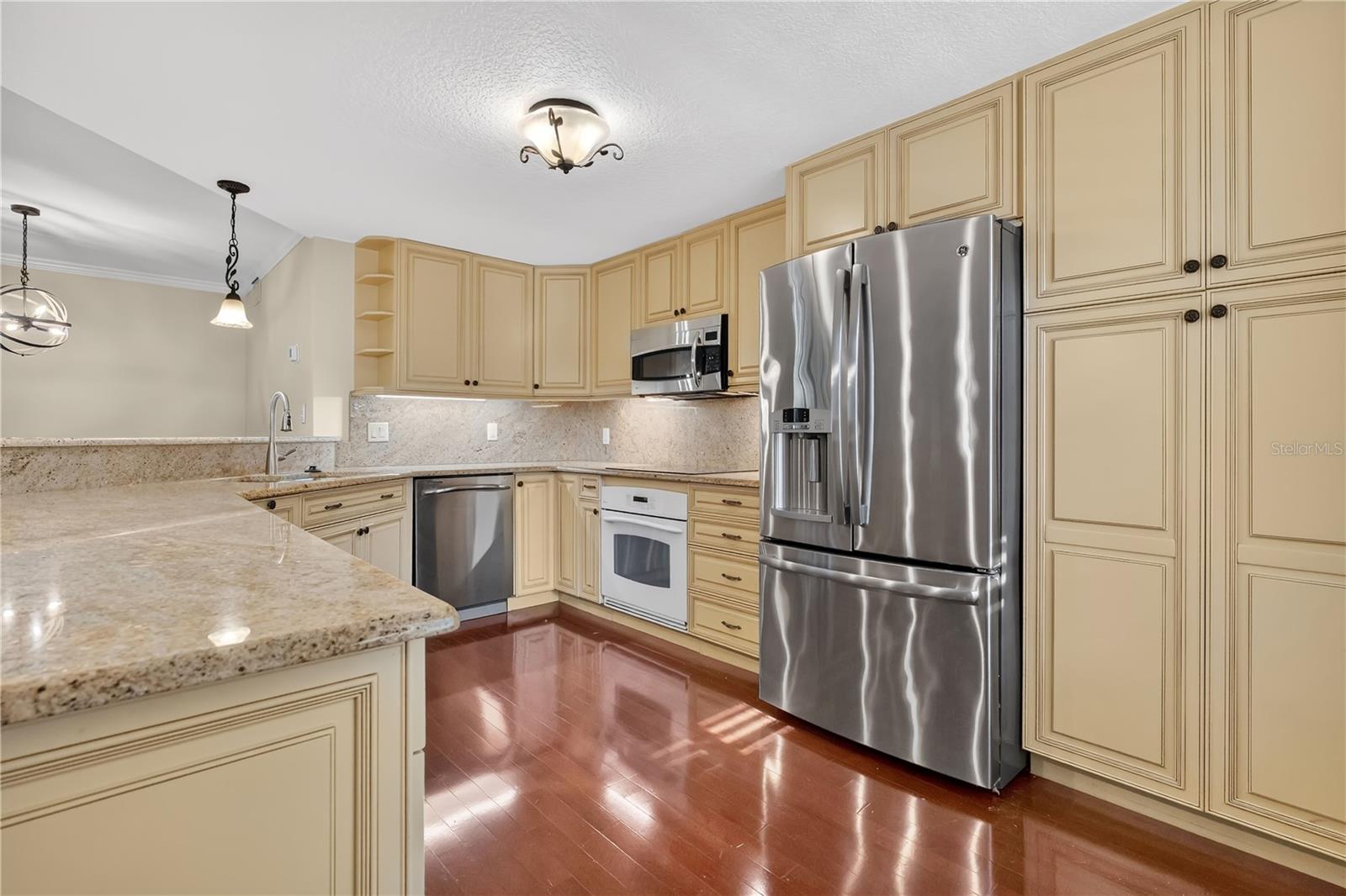 LAKE PINELOCH VILLAGE CONDO 03 - Residential