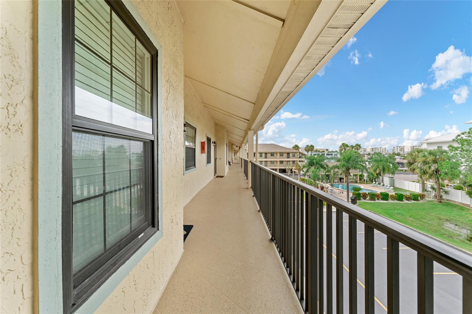 HARBOR POINTE CONDO - Residential