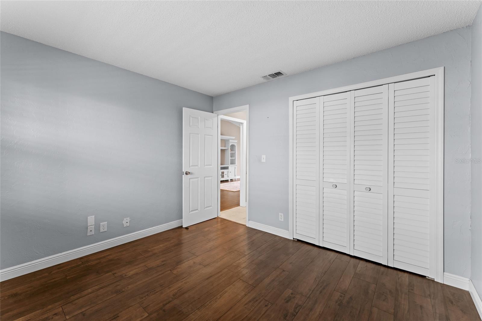 HARBOR POINTE CONDO - Residential