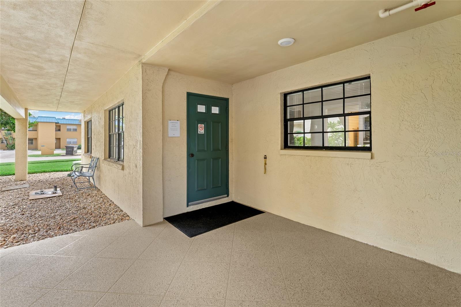 HARBOR POINTE CONDO - Residential