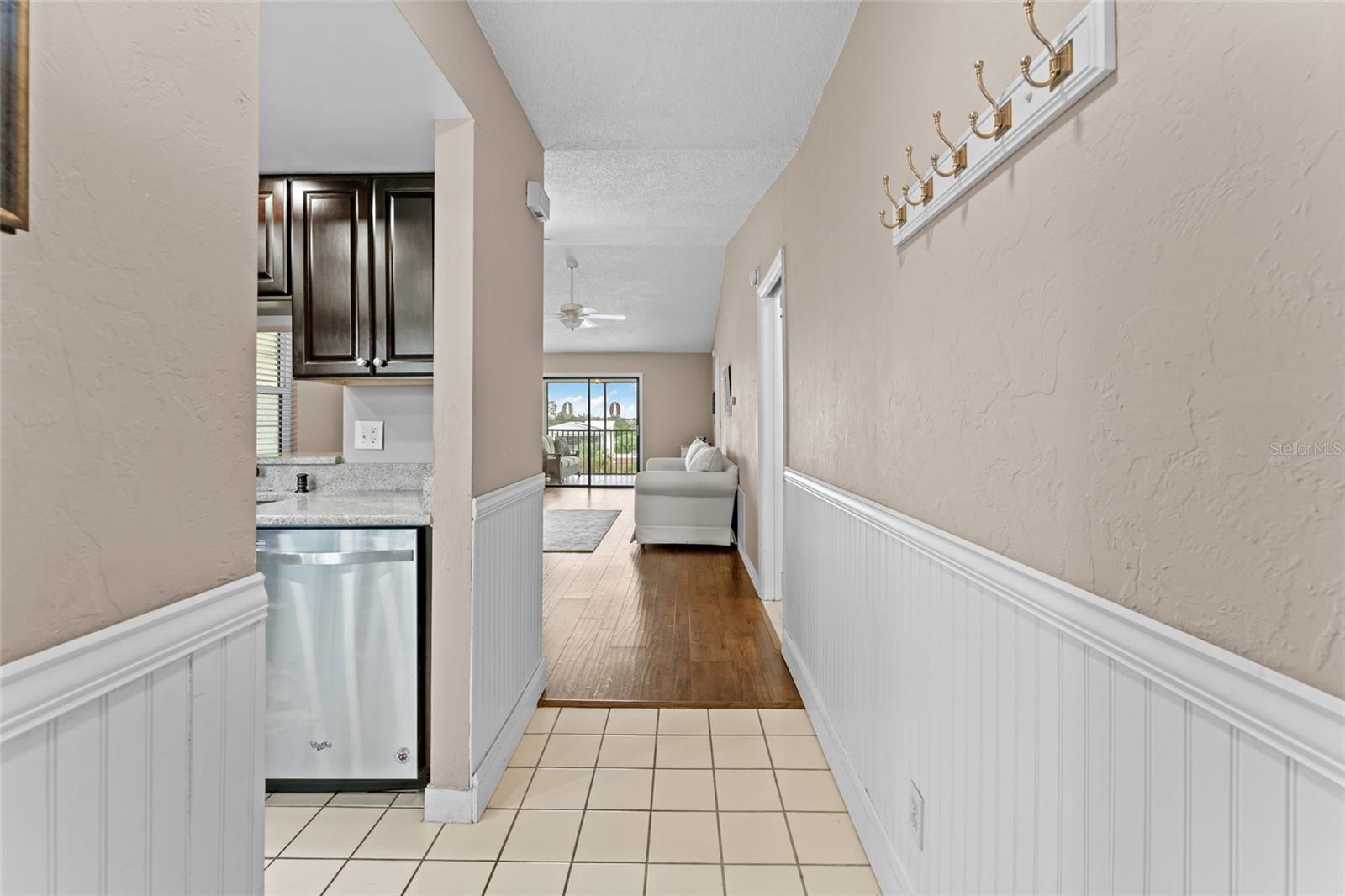 HARBOR POINTE CONDO - Residential