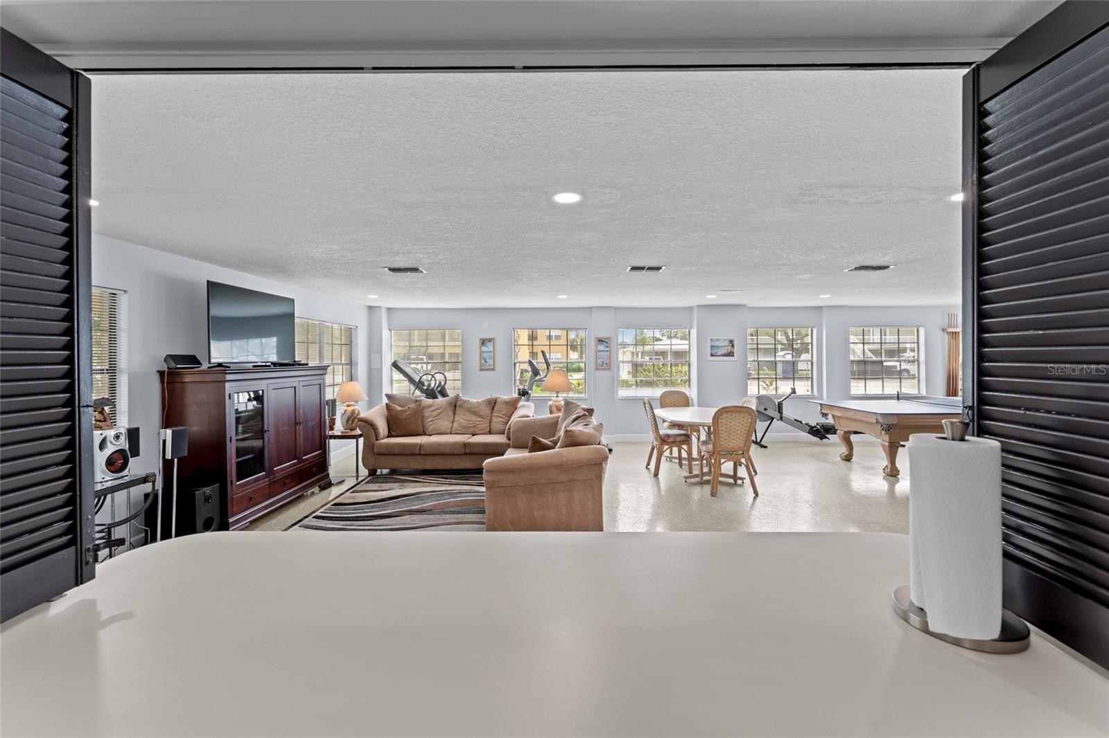 HARBOR POINTE CONDO - Residential