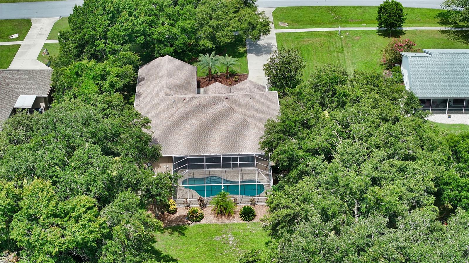 HIDDEN OAKS - Residential