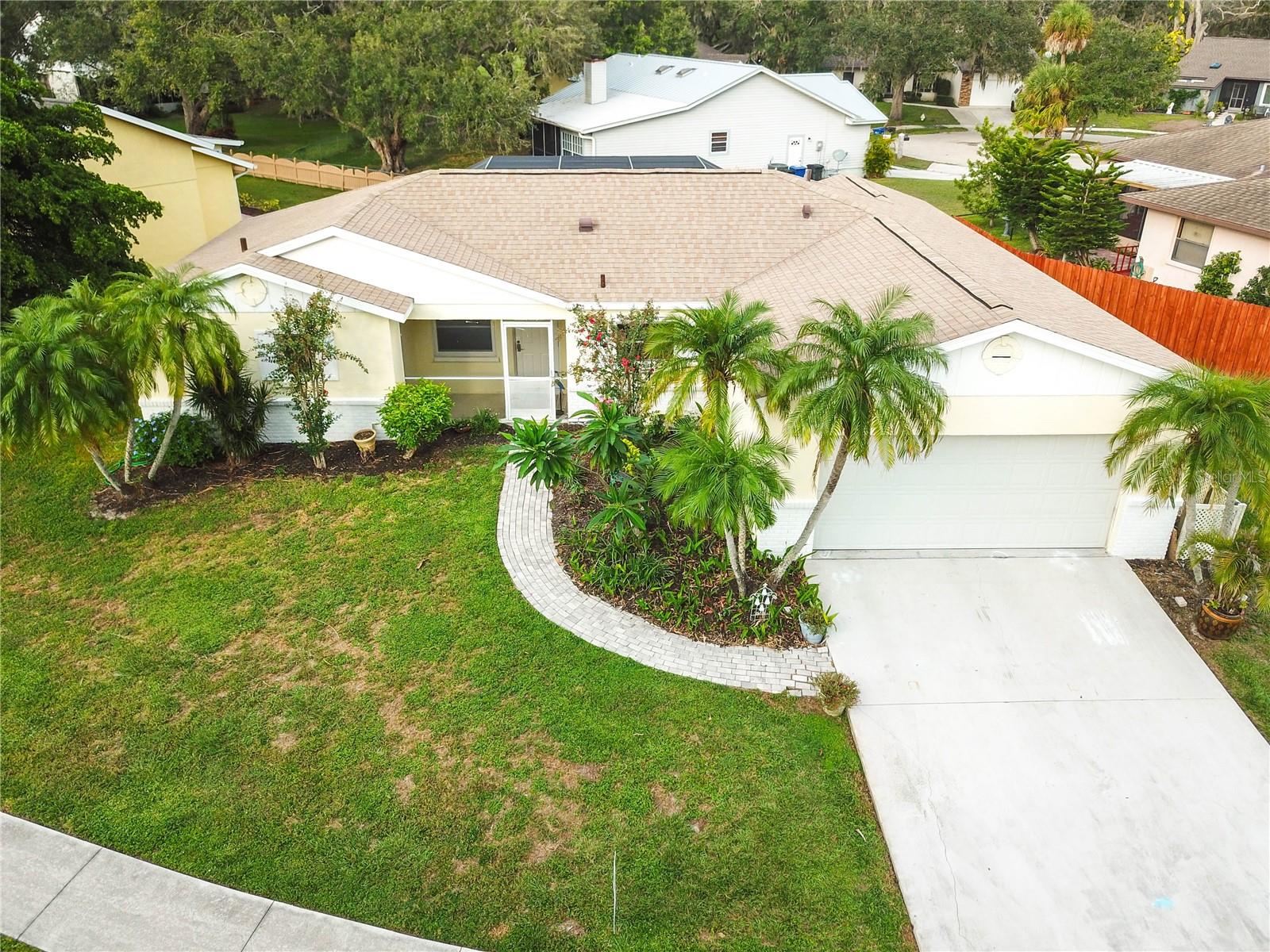 Available October 1st, this beautiful 3BR/2BA home in Sarasota’s Colonial Oaks community features an updated kitchen and bathrooms, spacious layout, new windows and sliders, and a fenced backyard with a private pool. Located within walking distance to Colonial Oaks Park with playgrounds, tennis, and pickleball courts, and set in a safe, family-friendly neighborhood just minutes to I-75, UTC Mall, and top schools—ideal for convenient Sarasota living.
