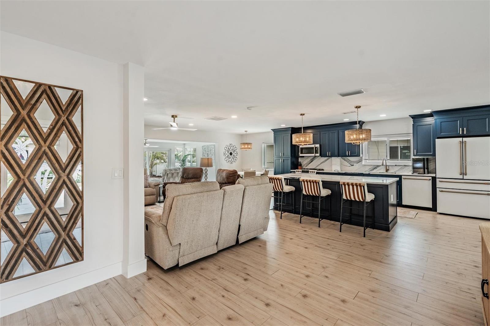 ISLE OF PALMS 1ST ADD - Residential