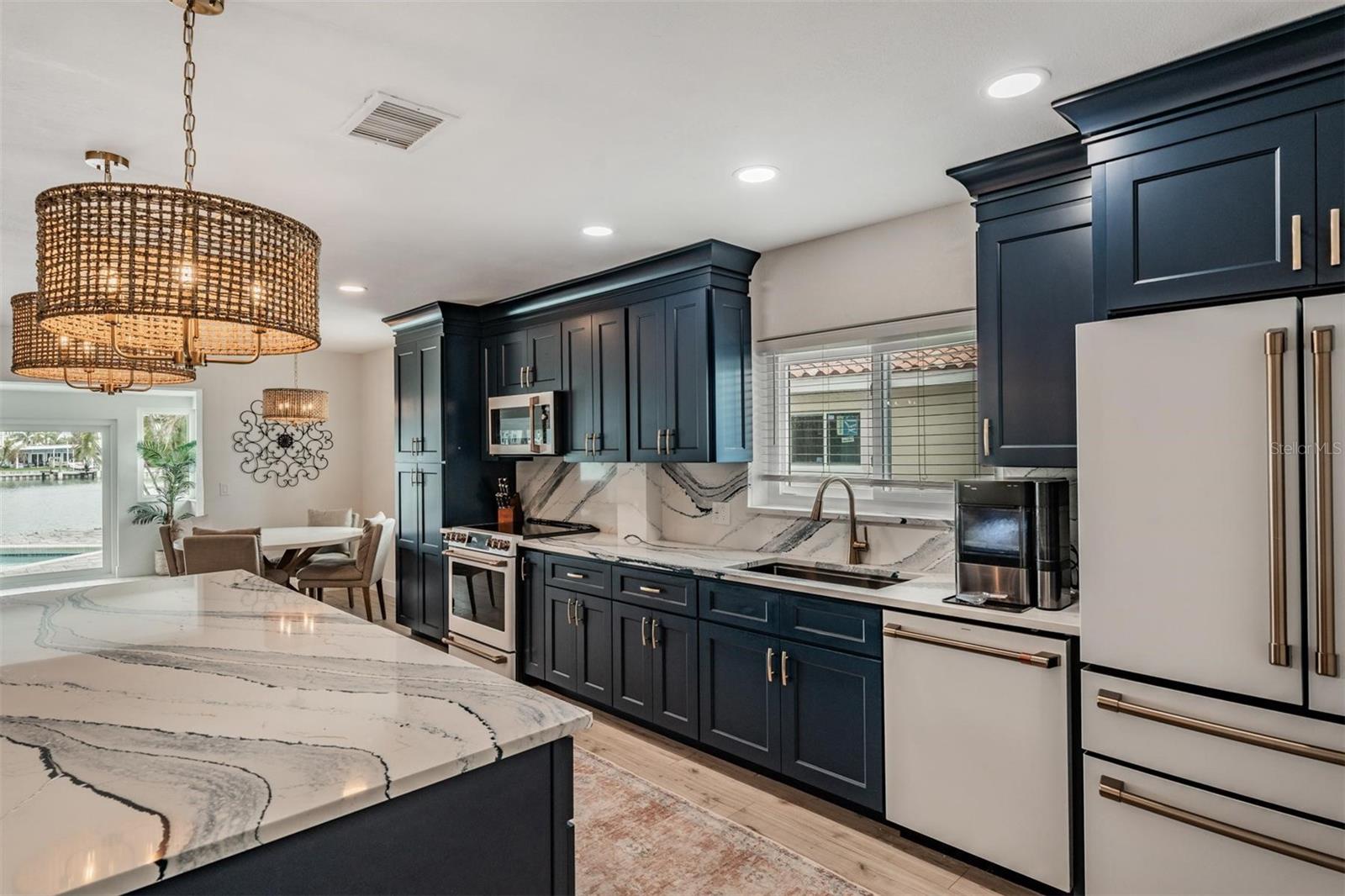 ISLE OF PALMS 1ST ADD - Residential