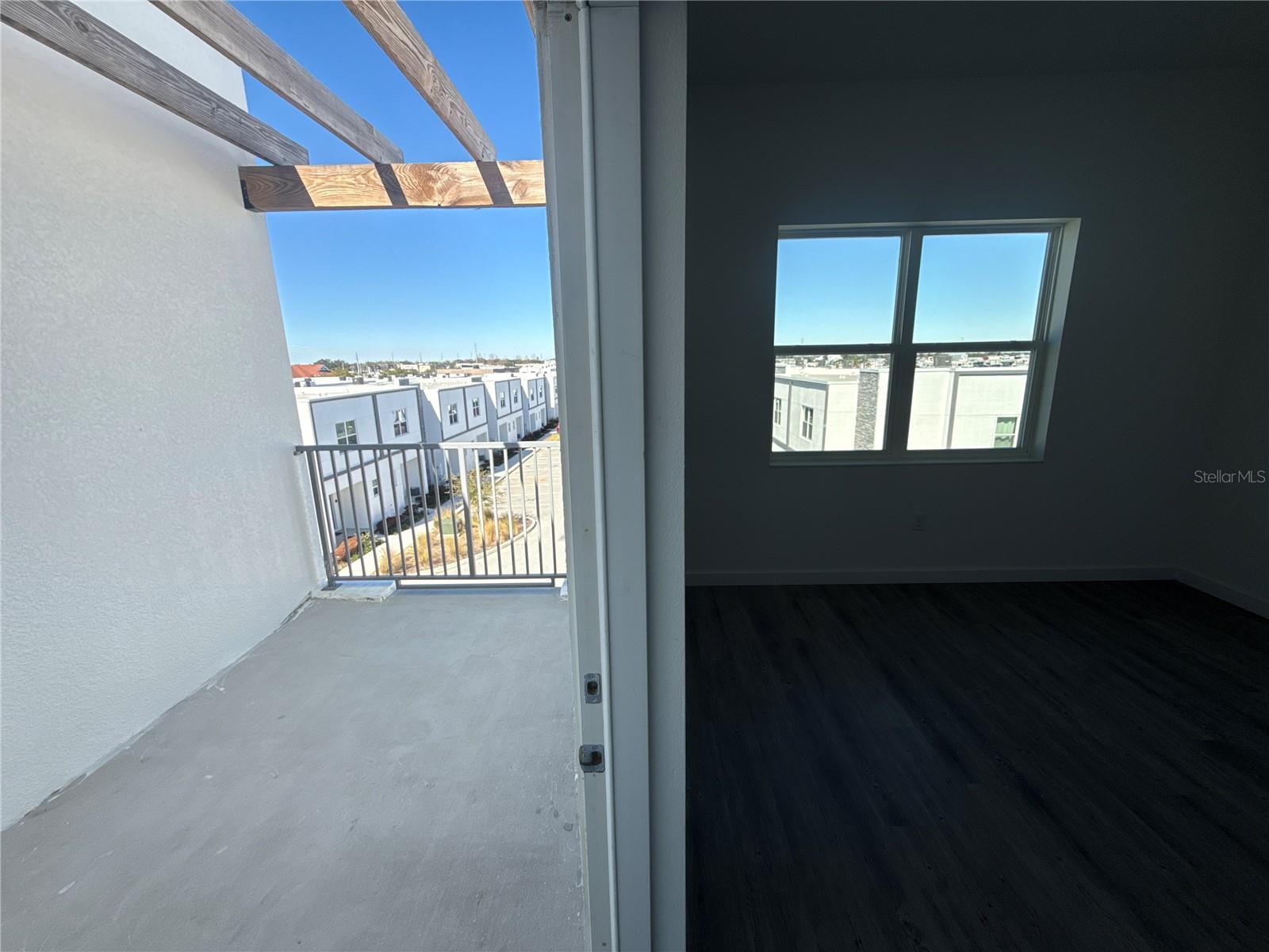 THE AZUR RESORT - Residential Lease