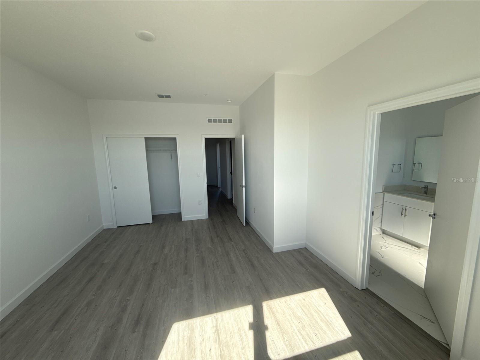 THE AZUR RESORT - Residential Lease