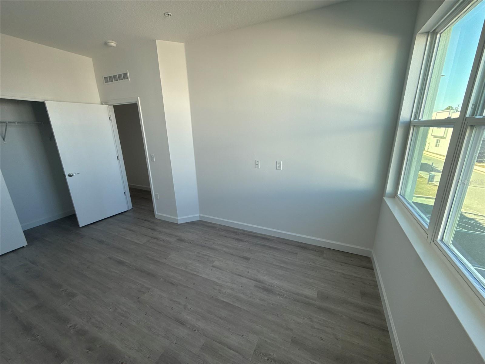 THE AZUR RESORT - Residential Lease