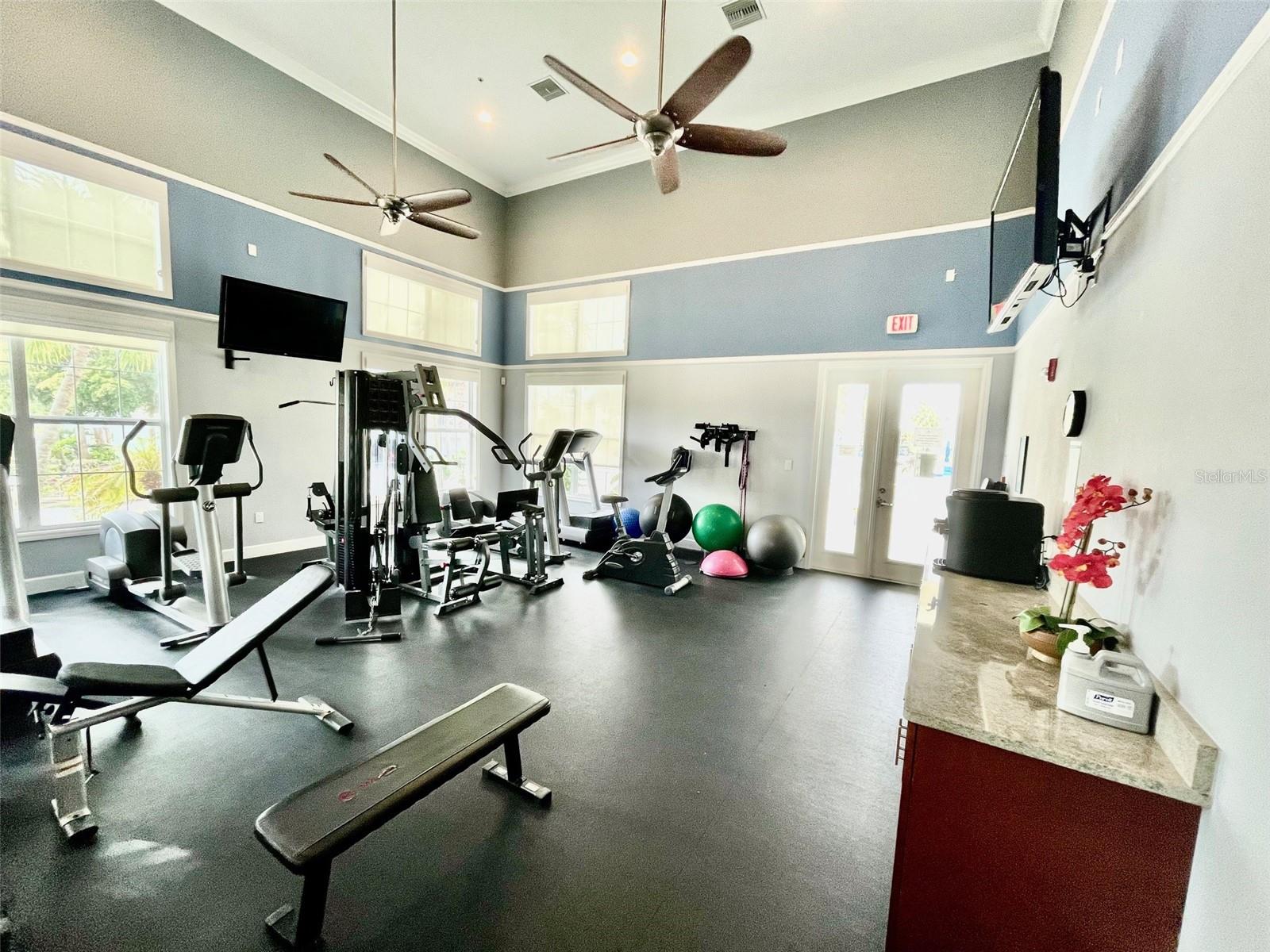 PALMA SOLA BAY CLUB PH 19A - Residential