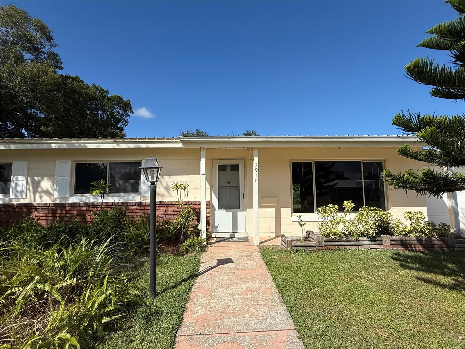 GARDENDALE UNIT 04 - Residential