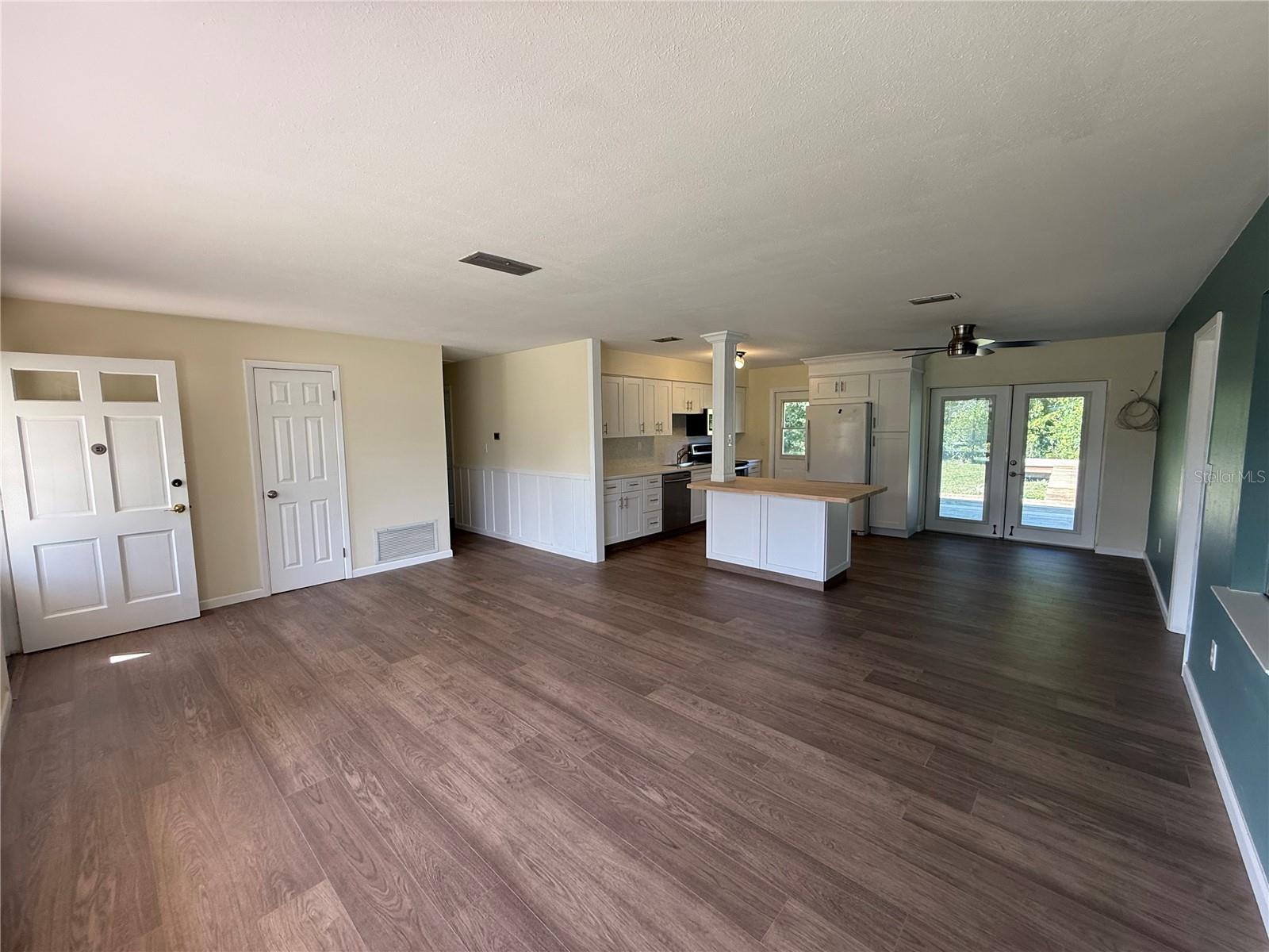 GARDENDALE UNIT 04 - Residential