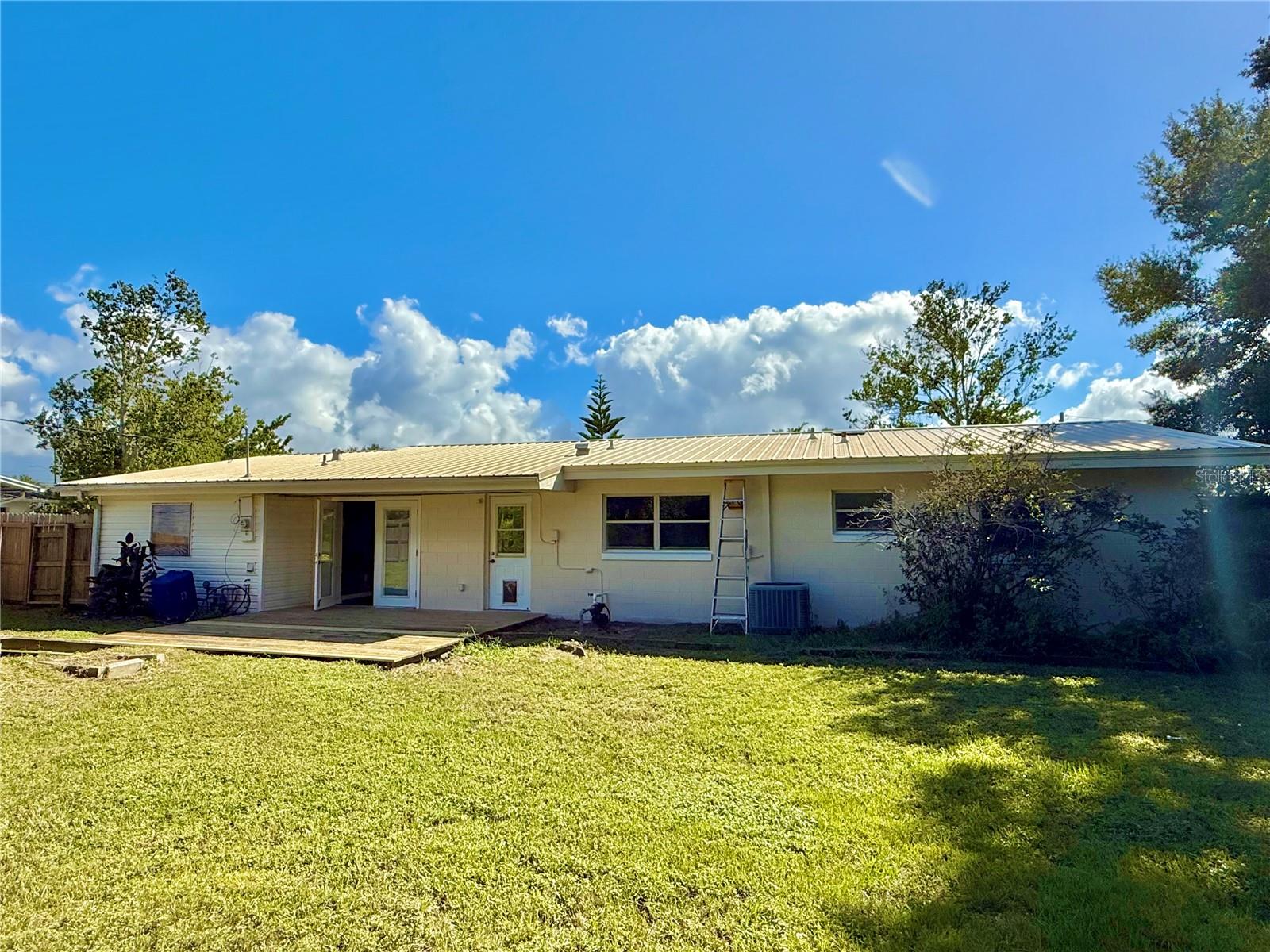 GARDENDALE UNIT 04 - Residential