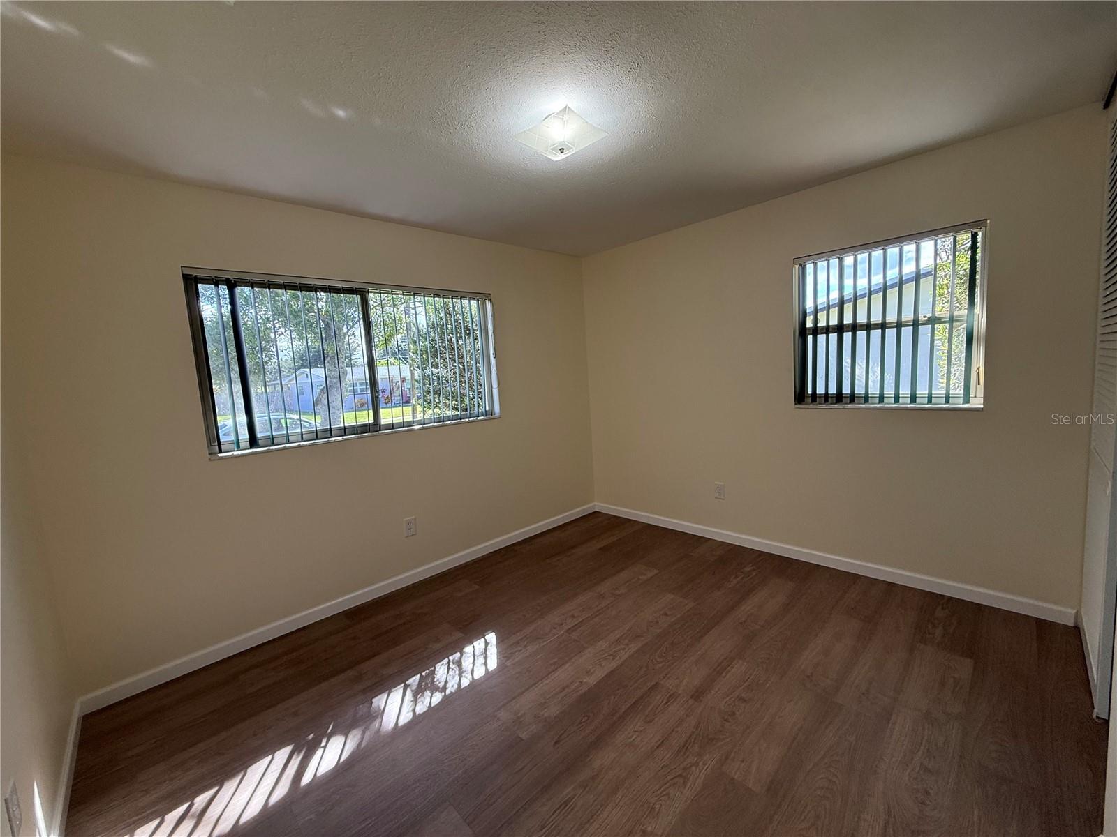 GARDENDALE UNIT 04 - Residential