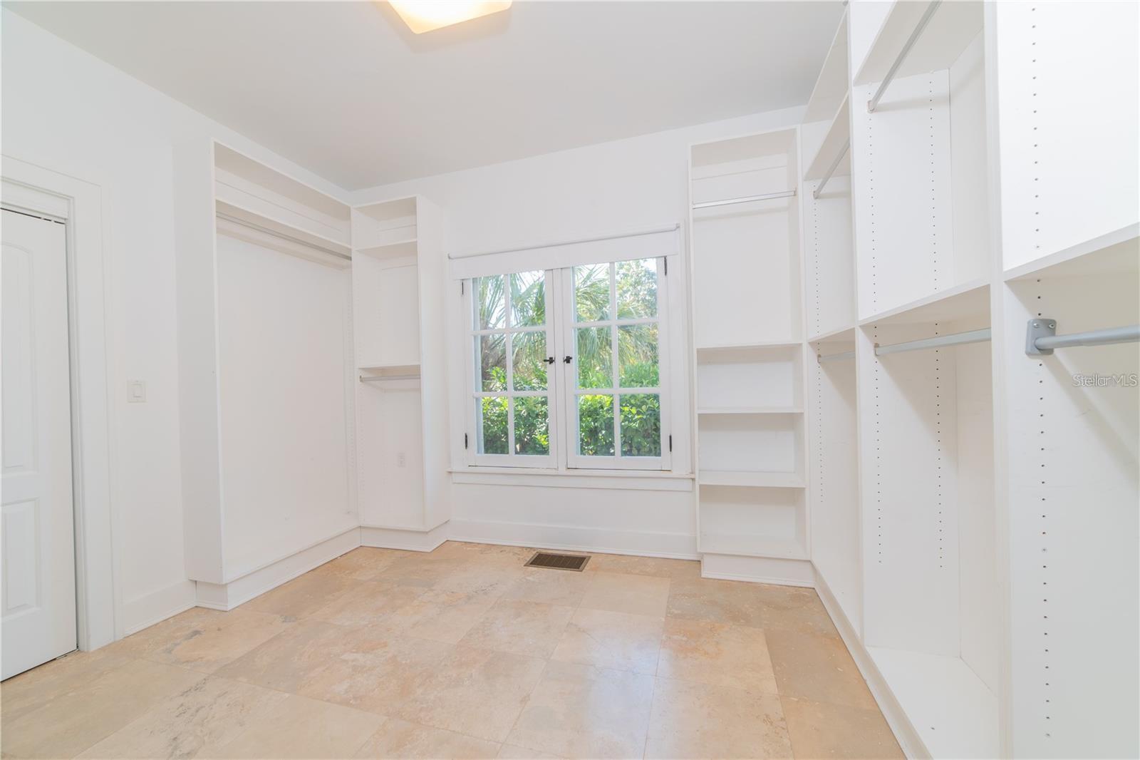 WIGHTS 2ND - Residential Lease