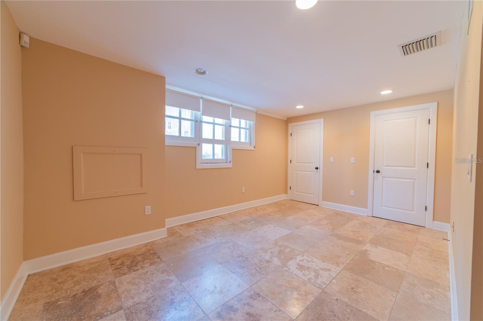 WIGHTS 2ND - Residential Lease