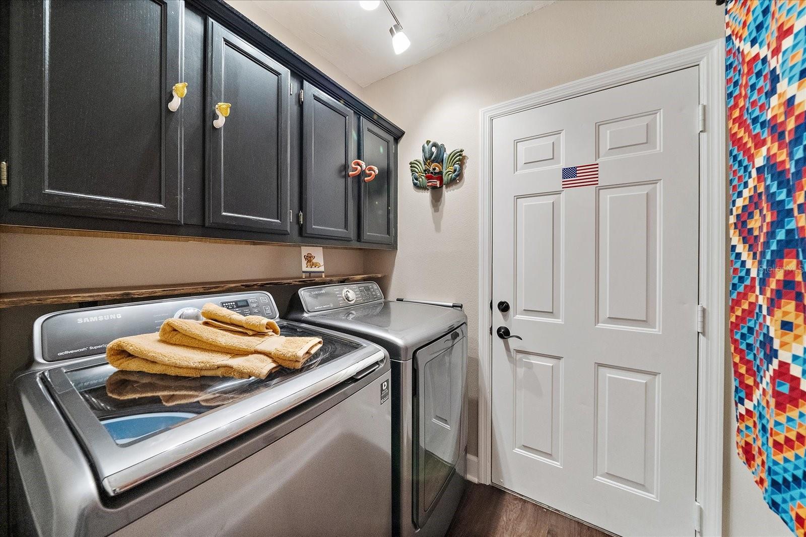 WHIT ACRES - Residential