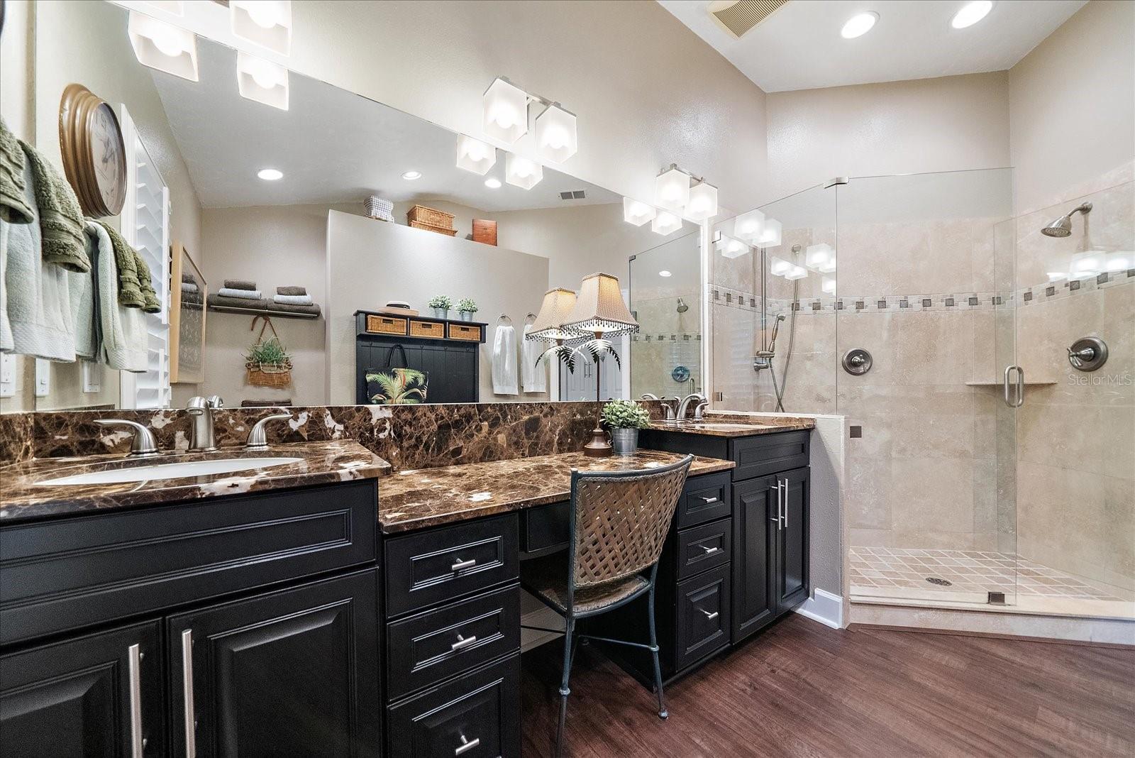 WHIT ACRES - Residential