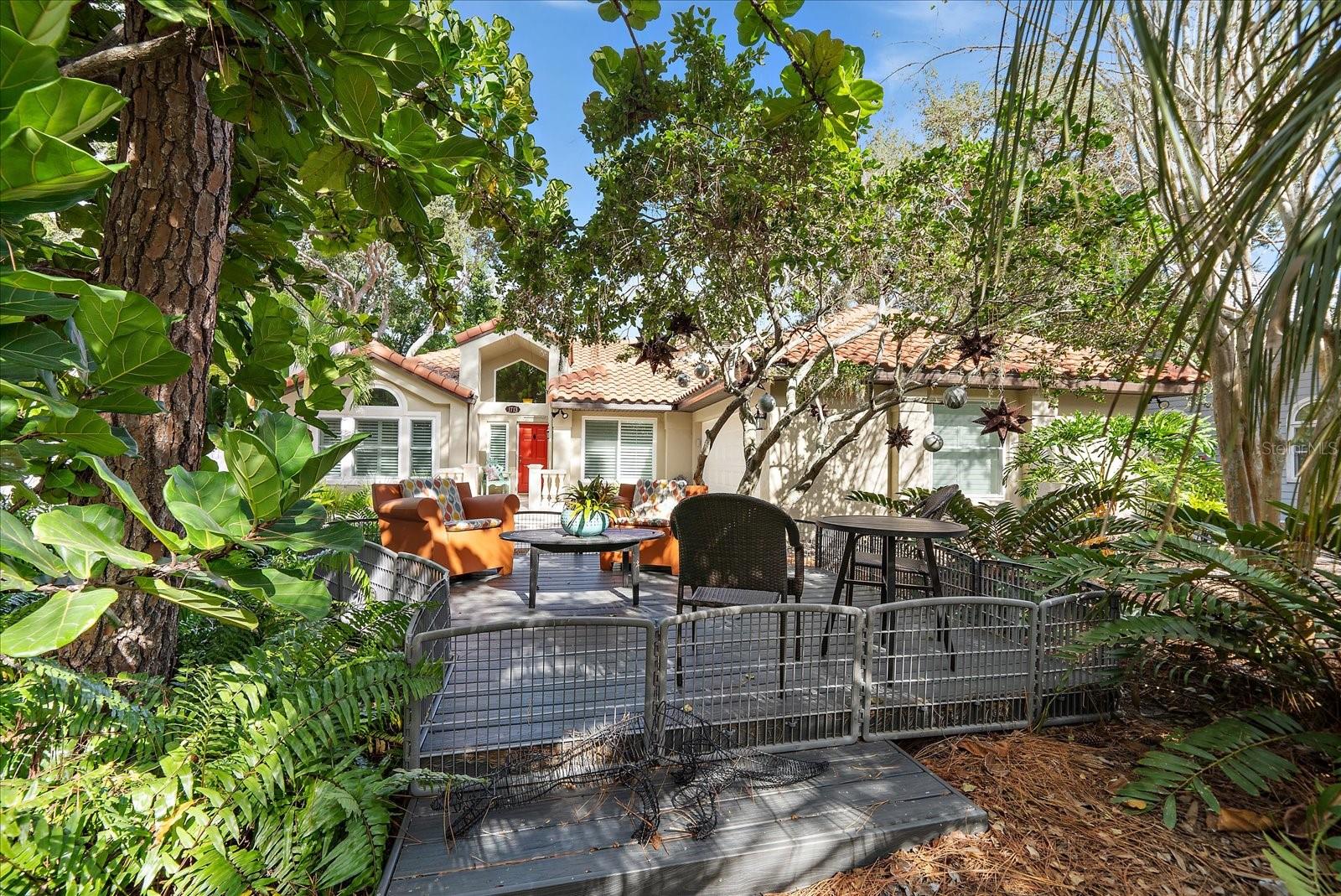 WHIT ACRES - Residential