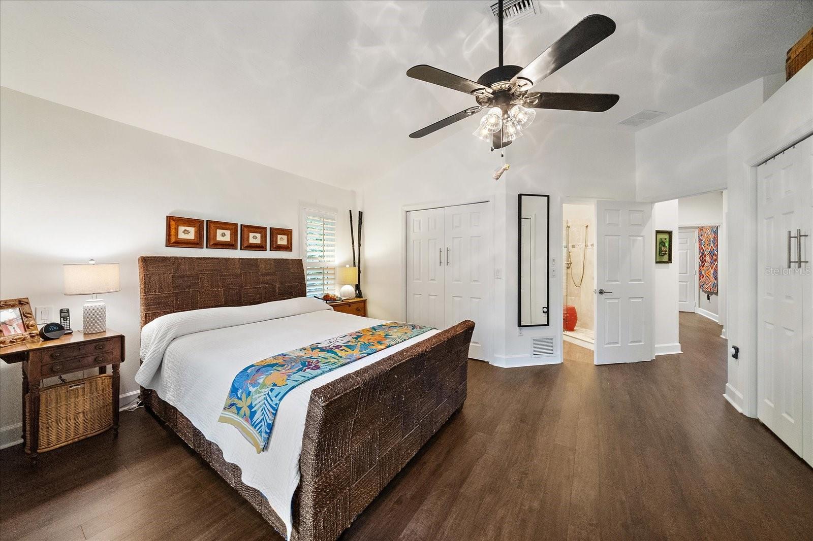 WHIT ACRES - Residential