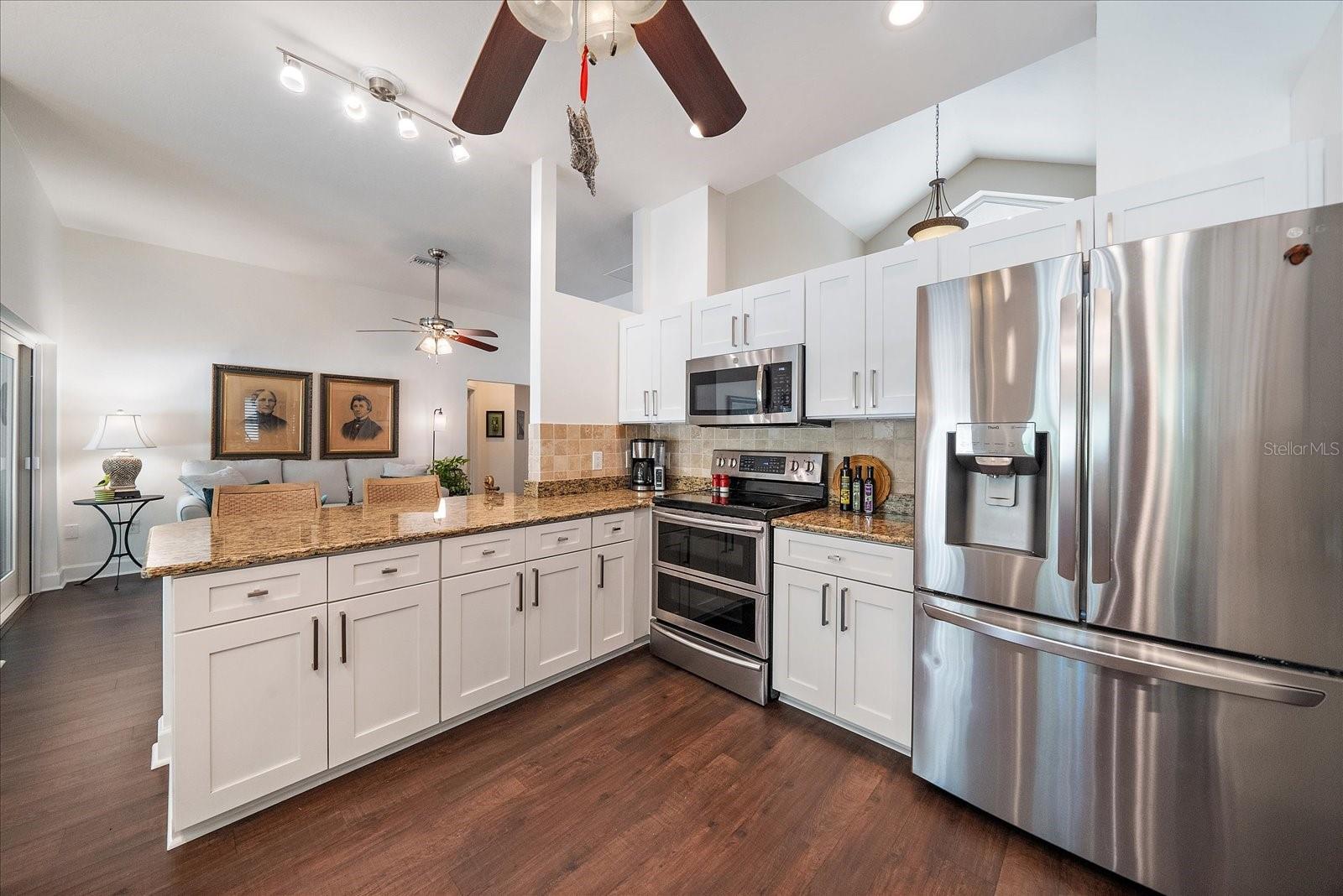 WHIT ACRES - Residential