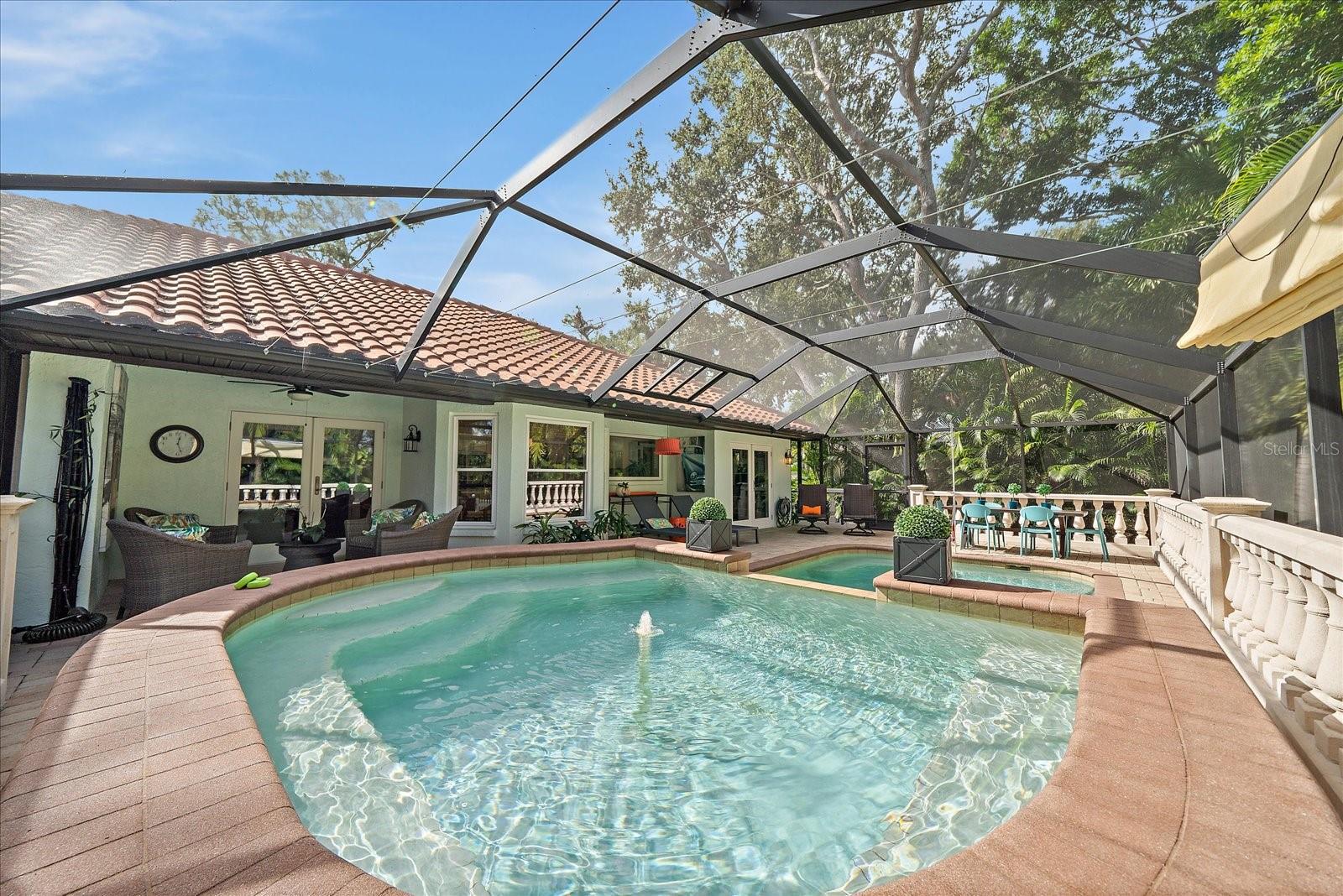 WHIT ACRES - Residential