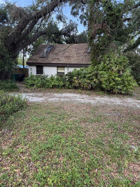 1511 11TH AVENUE W PALMETTO FL 34221