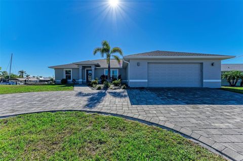 A home in PORT CHARLOTTE