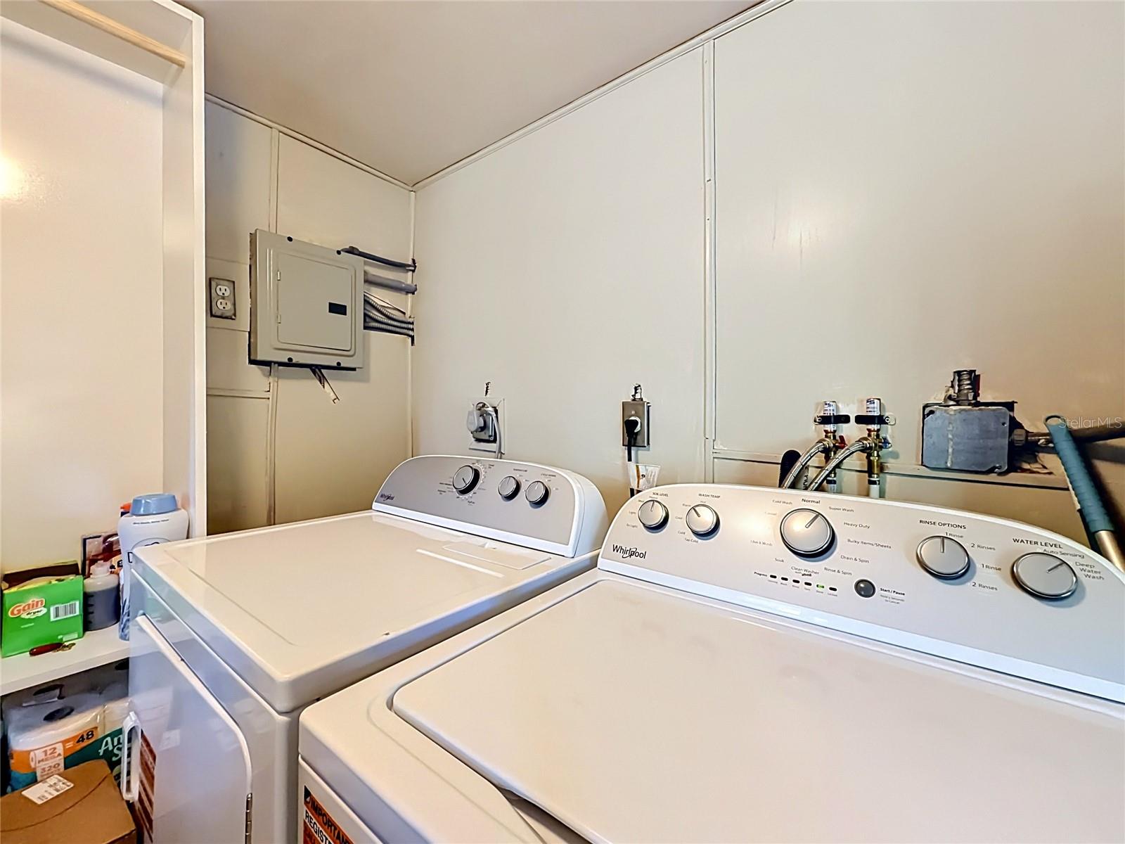 ACREAGE & UNREC - Residential